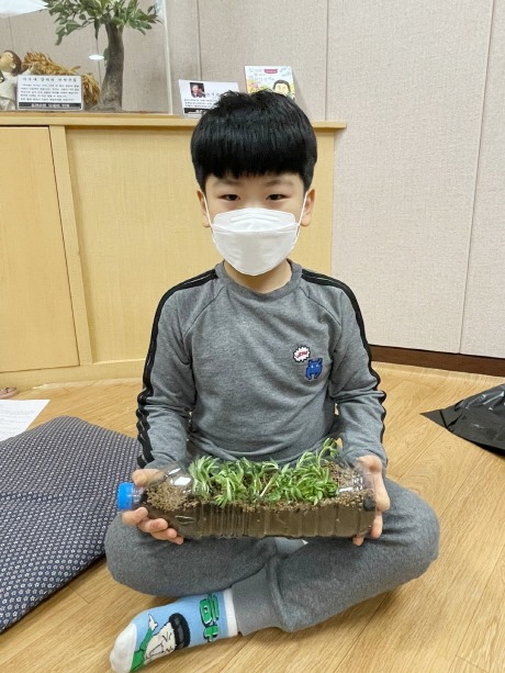 e_2021-3-20-주말가족텃밭놀이 (28).jpg