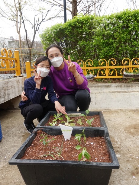 e_2021-3-27-주말가족텃밭놀이 (223).JPG