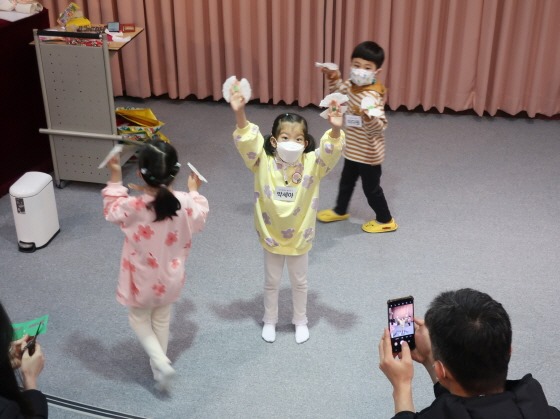 e_2022-03-26 도서관에서놀아요_홈 (11).JPG