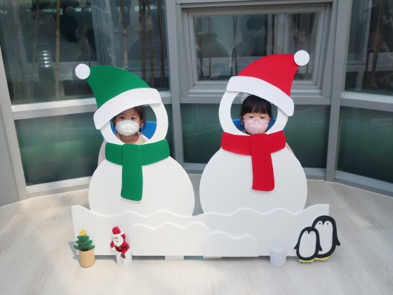 e_2022-12-10 19주년개관_눈사람 (4).JPG
