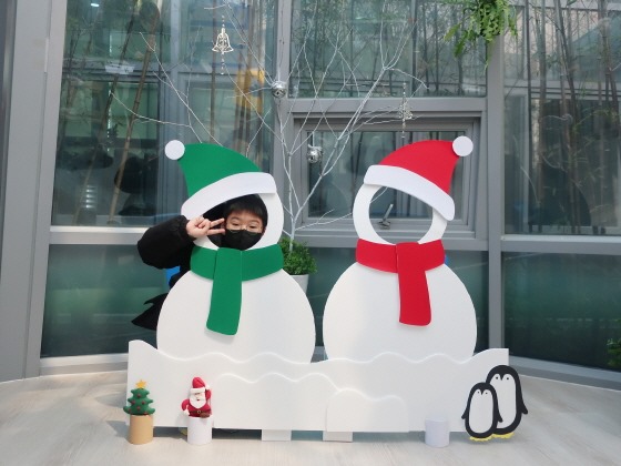 e_2022-12-10 19주년개관_눈사람 (8).JPG