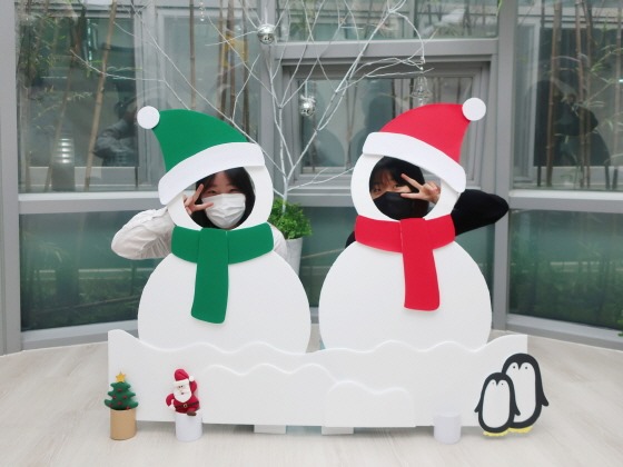 e_2022-12-10 19주년개관_눈사람 (10).JPG