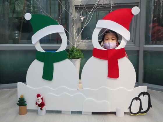 e_2022-12-10 19주년개관_눈사람 (6).JPG