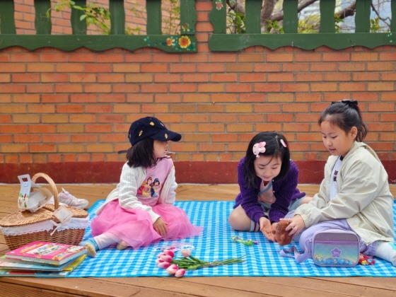 s_25-04-12 도서관주간 (4).jpg